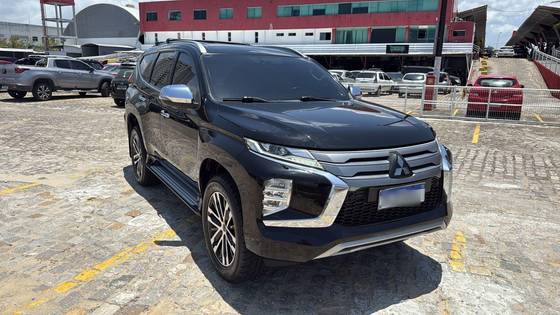 MITSUBISHI PAJERO SPORT 2.4 16V MIVEC TURBO DIESEL HPE AWD AUTOMÁTICO MITSUBISHI PAJERO SPORT 2.4 16V MIVEC TURBO DIESEL HPE AWD AUTOMÁTICO
